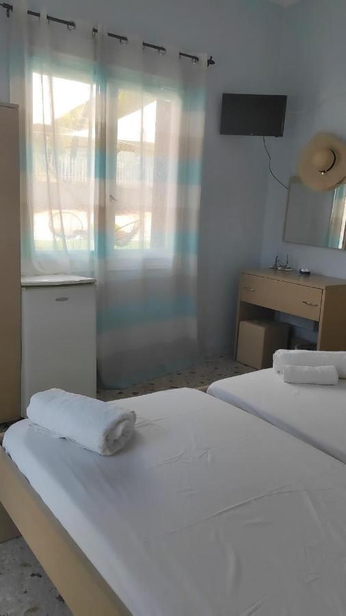 Santa Marina Rooms Agia Marina  ภายนอก รูปภาพ