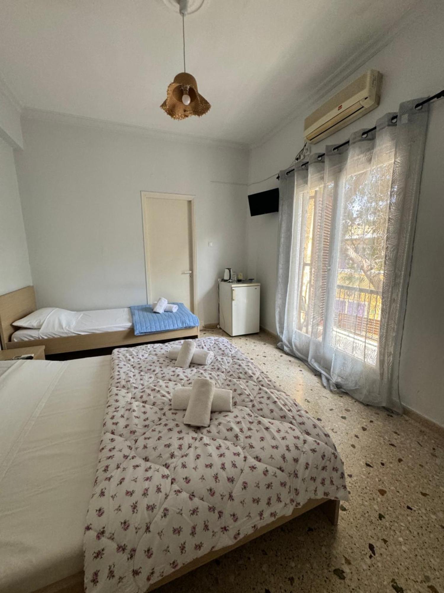 Santa Marina Rooms Agia Marina  ภายนอก รูปภาพ